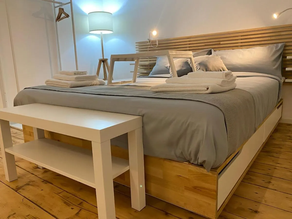 Palazzo Caltagirone Suite パレルモ 0*,